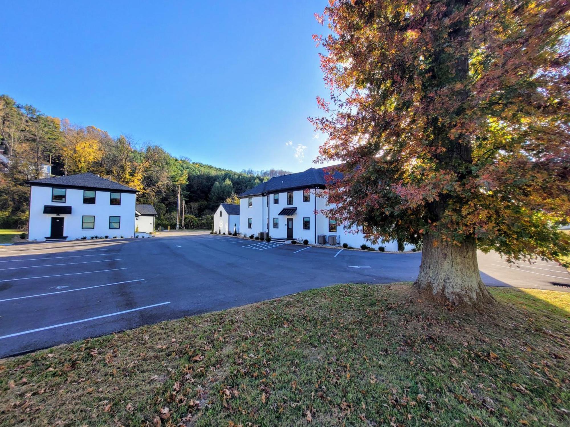 The Traveler On Main - Suite 1 Tazewell Exterior photo